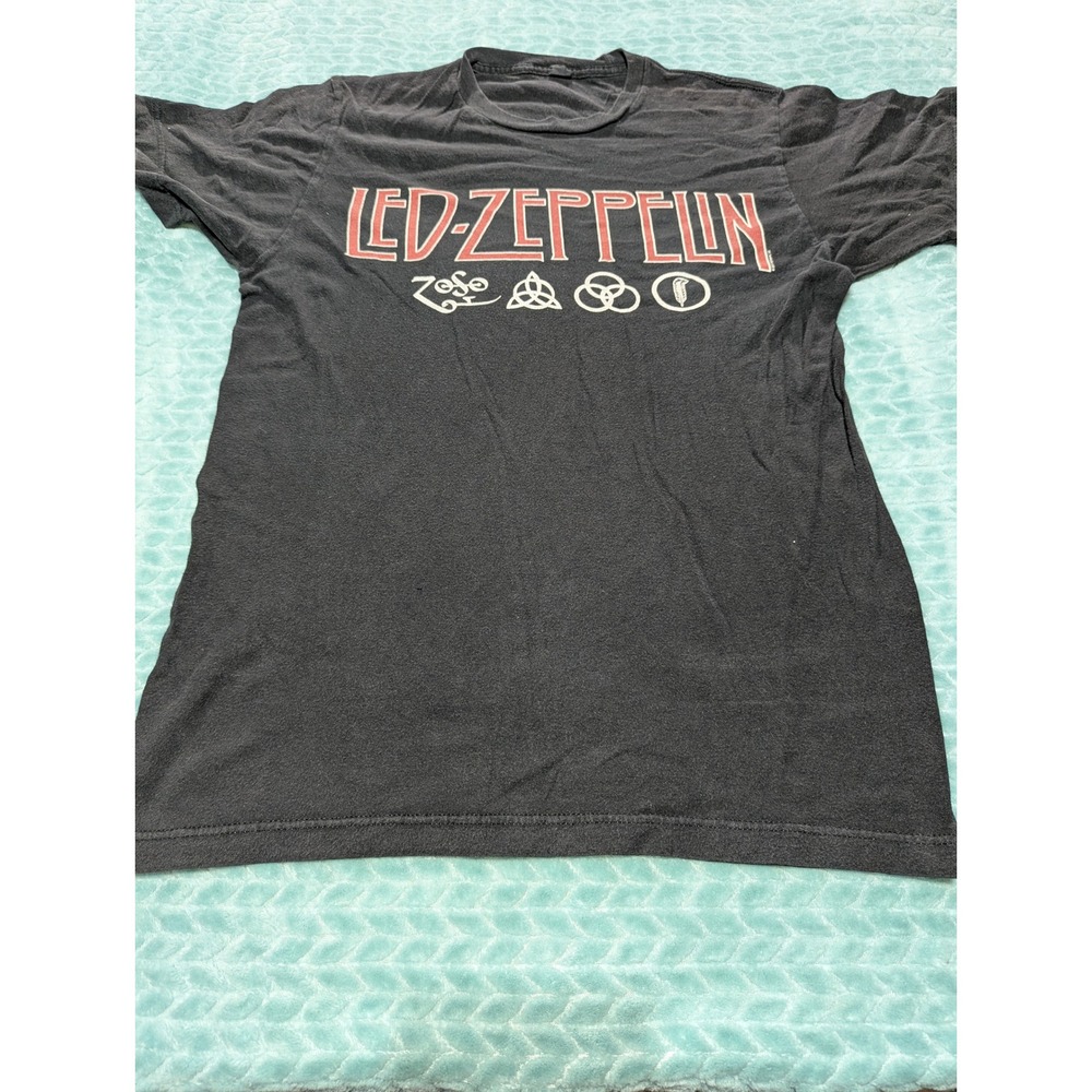 Led Zeppelin Four Symbols Graphic T-Shirt Mens Medium Black Tultex Rock Band Tee